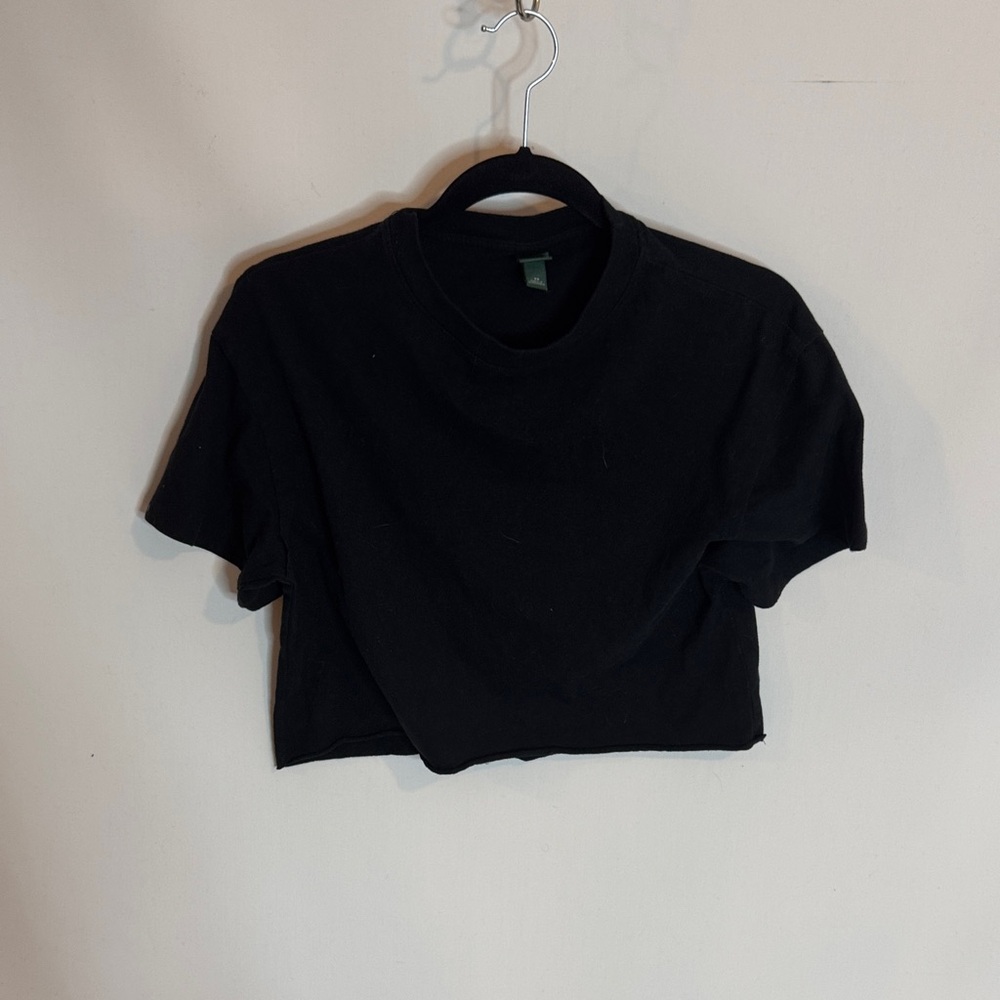 Wild Fable Women’s Black Cropped T-Shirt
